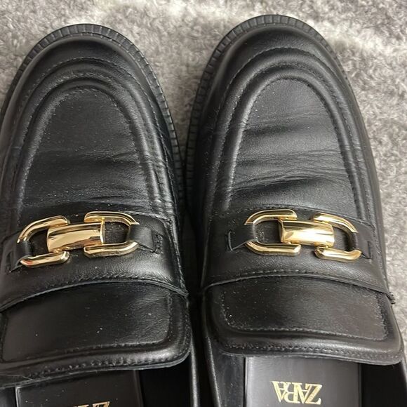 ZARA leather loafers with metal buckle - Picture 6 of 7